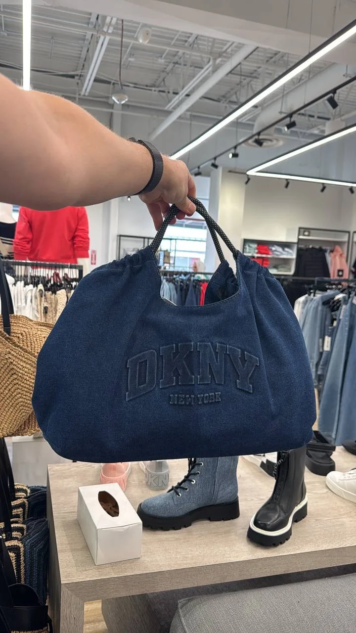 DKNY🏷️