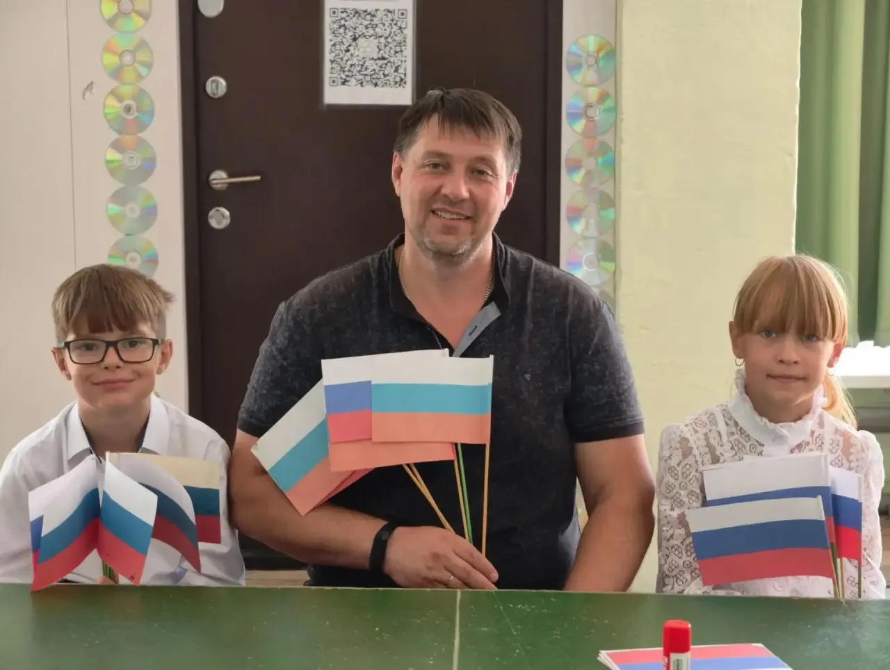 Акция «Российский триколор»