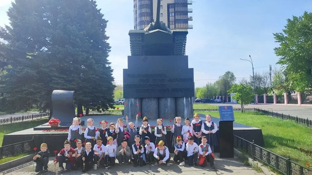 🕯️ 81 год Победы. Память, которую мы храним.  Ежегодно гимназисты принимают участие в торжественном 