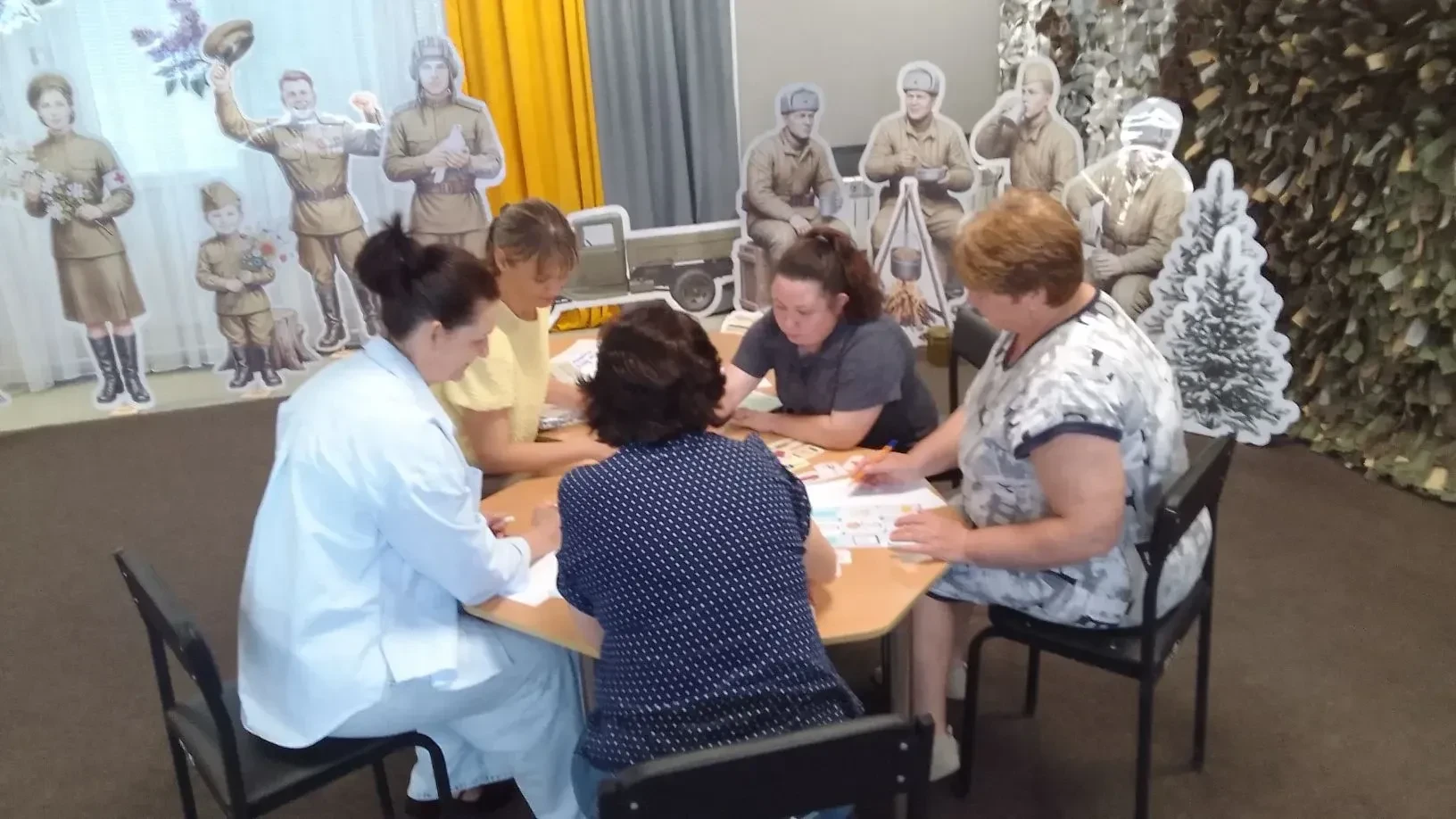 В рамках Года дошкольного образования в ГБДОУ ЛНР «Троицкий ясли-сад «Теремок» состоялс...