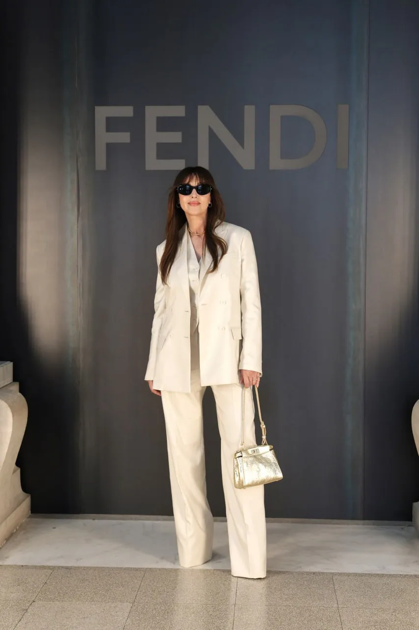 В Риме прошёл дебютный кутюрный показ Марии Грации Кьюри для Fendi

Среди гостей: Моника Беллуччи, С