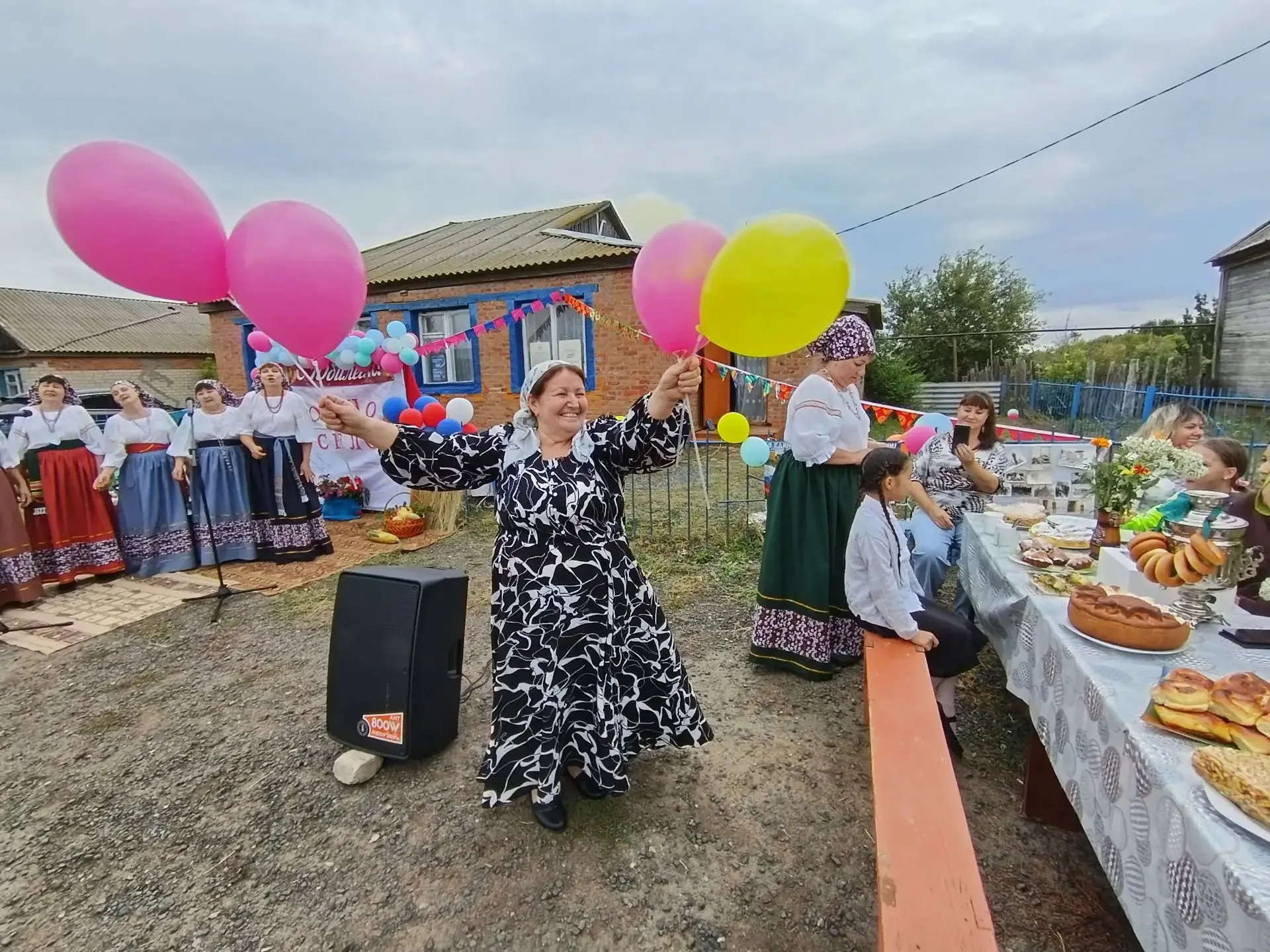🎉 Сырт-Смоленка отметила вековой юбилей