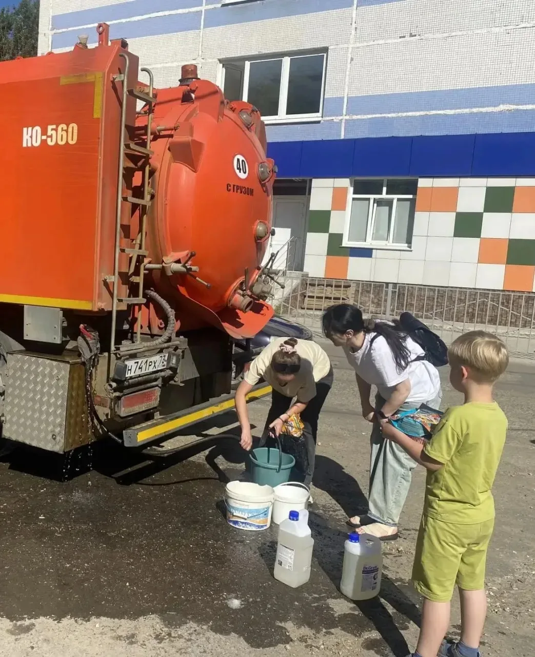 💦 Дополнительно подвоз технической воды в Новом городе будет организован по адресам: