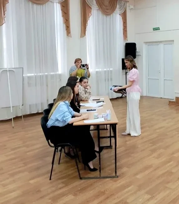 Победа в «Педагогическом дебюте»! 5 мая 2026 года в МБОУ «СОШ № 30 им. А.А. Аматуни» состоялся супер