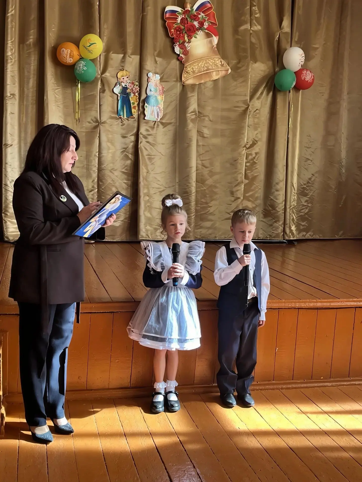 🍁🏫Сегодня в нашей школе состоялась торжественная линейка, посвящённая Дню знаний!