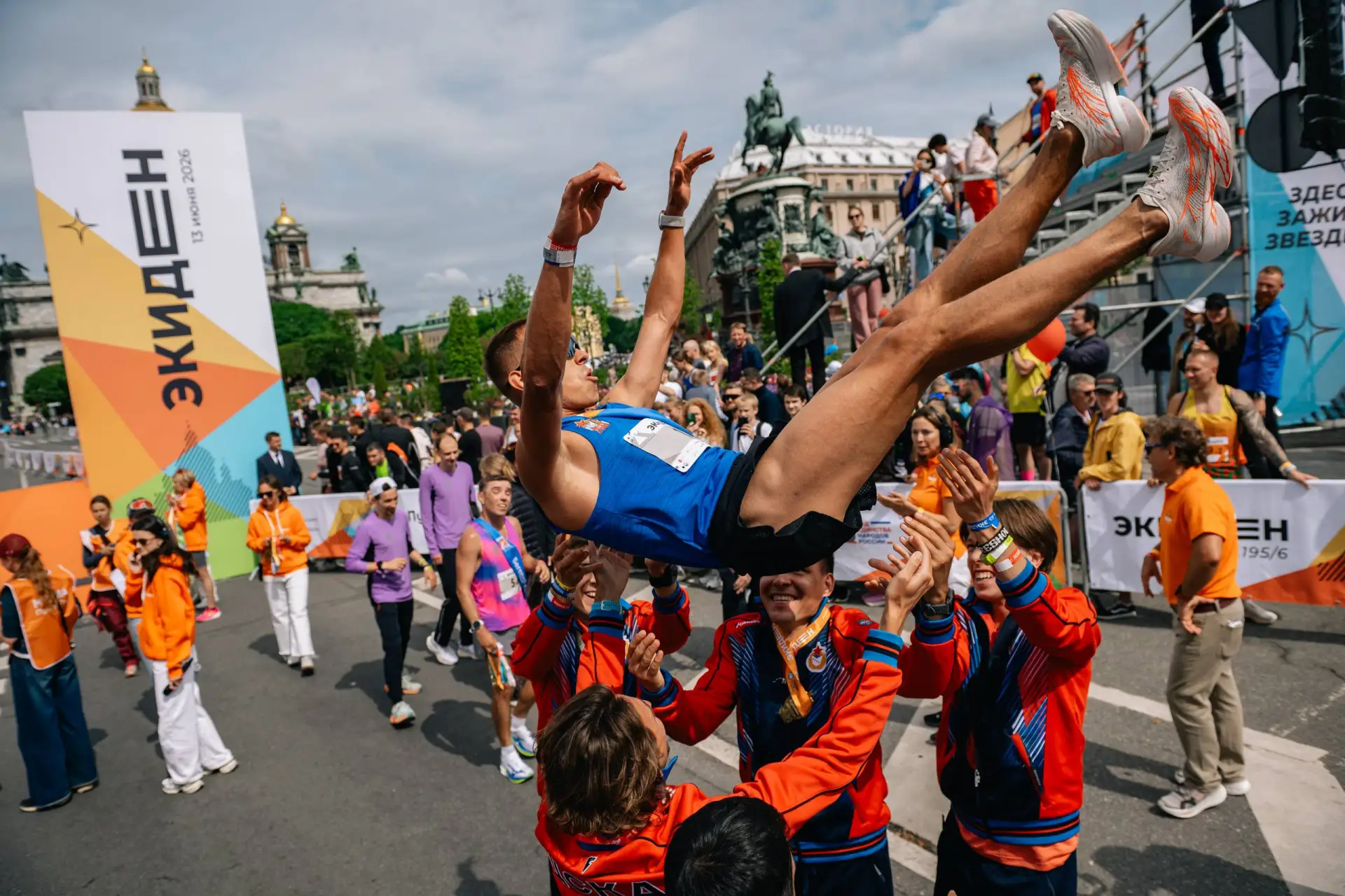 Это был Экиден 2026!

А беговой сезон продолжается.

Уже 6 сентября 2026 года мы снова встретимся в 