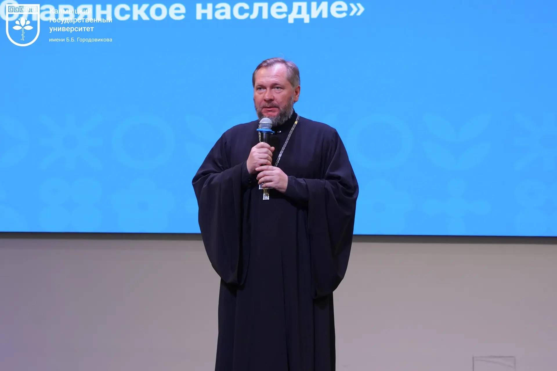 ✨ Фестиваль русской культуры «Славянское наследие» объединяет студентов, гостей и всех ценителей рус