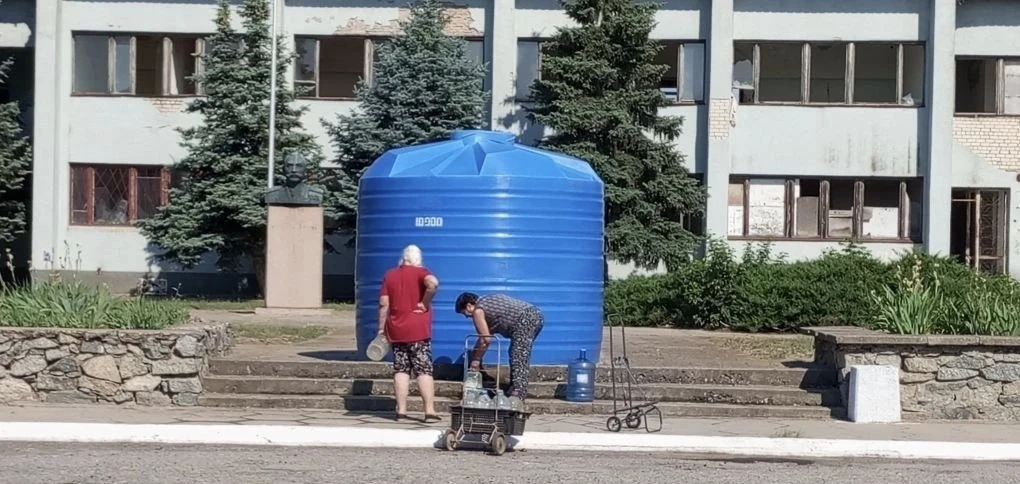 ✅В Каховке увеличат число точек с водой возле многоквартирных домов