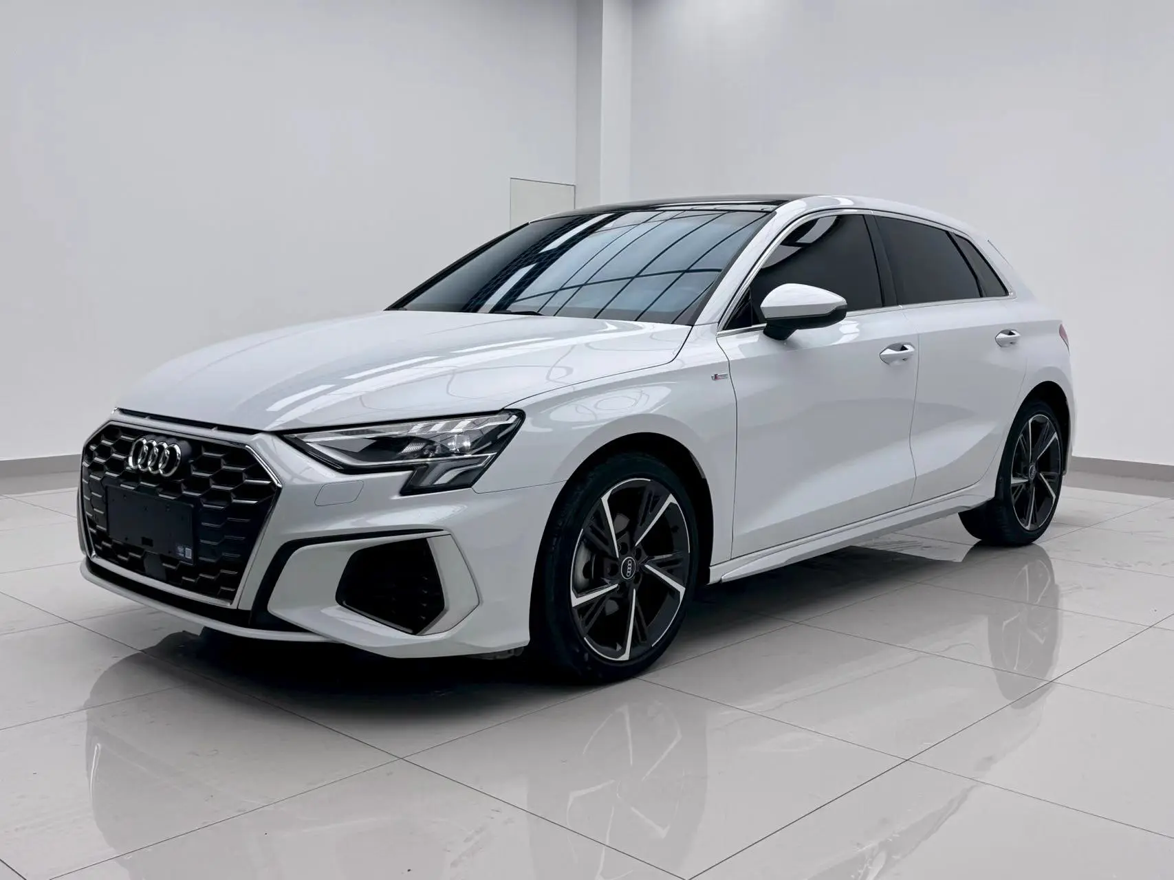 🚗   Audi A3 Sportback 2022 1.4 TFSI Fashion Sport