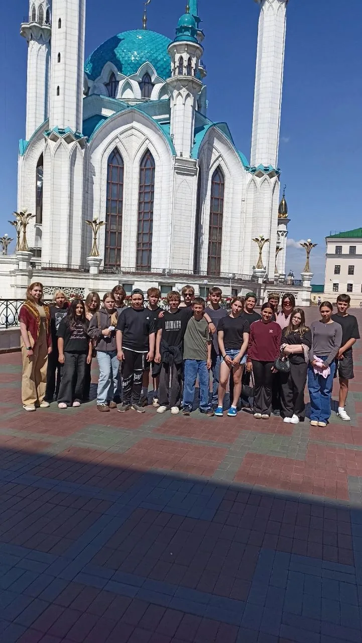 Казань: город, где твой желудок говорит «спасибо», а ноги кричат «хватит», но сердце просит «еще!»


