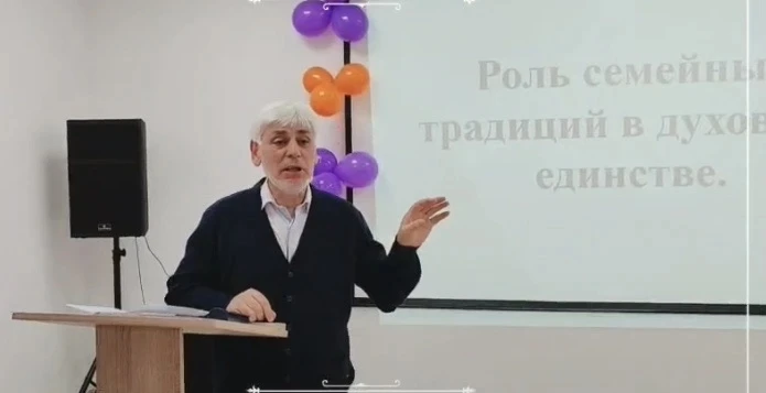Семейные ценности – основа единства: выступление Заурбека Ахматова на районном фестивале