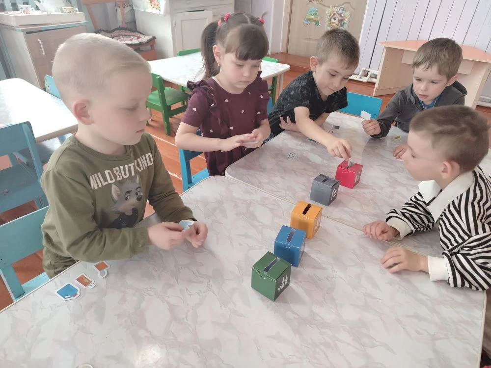 🌍 На страже нашей планеты: День защиты Земли в «Колокольчике»! 🌱💙Сегодня в МДОУ «Кол...