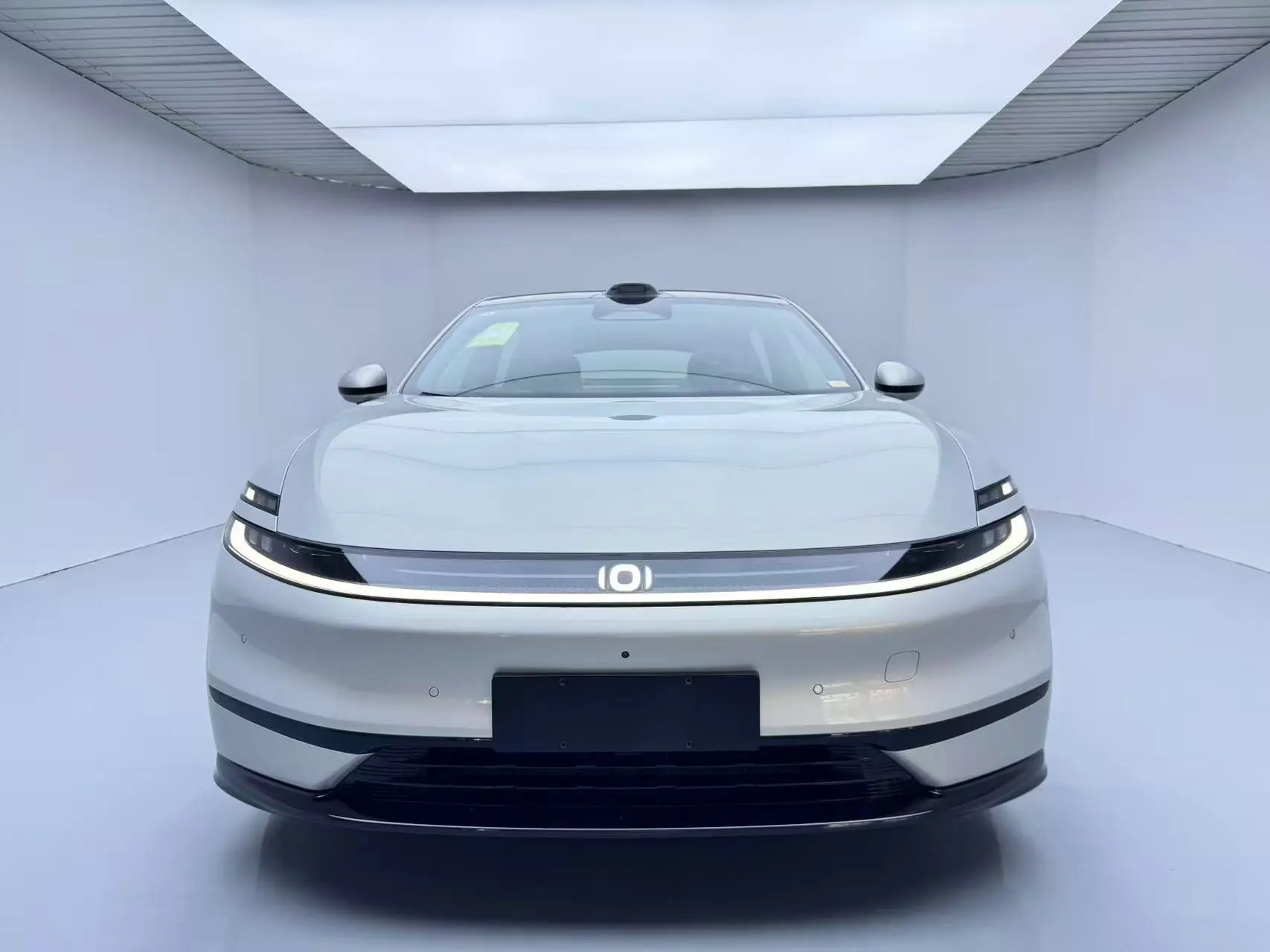Как вы относитесь к гибридам и электричкам. Это Changan A06 гибрид проходящий по льготн...
