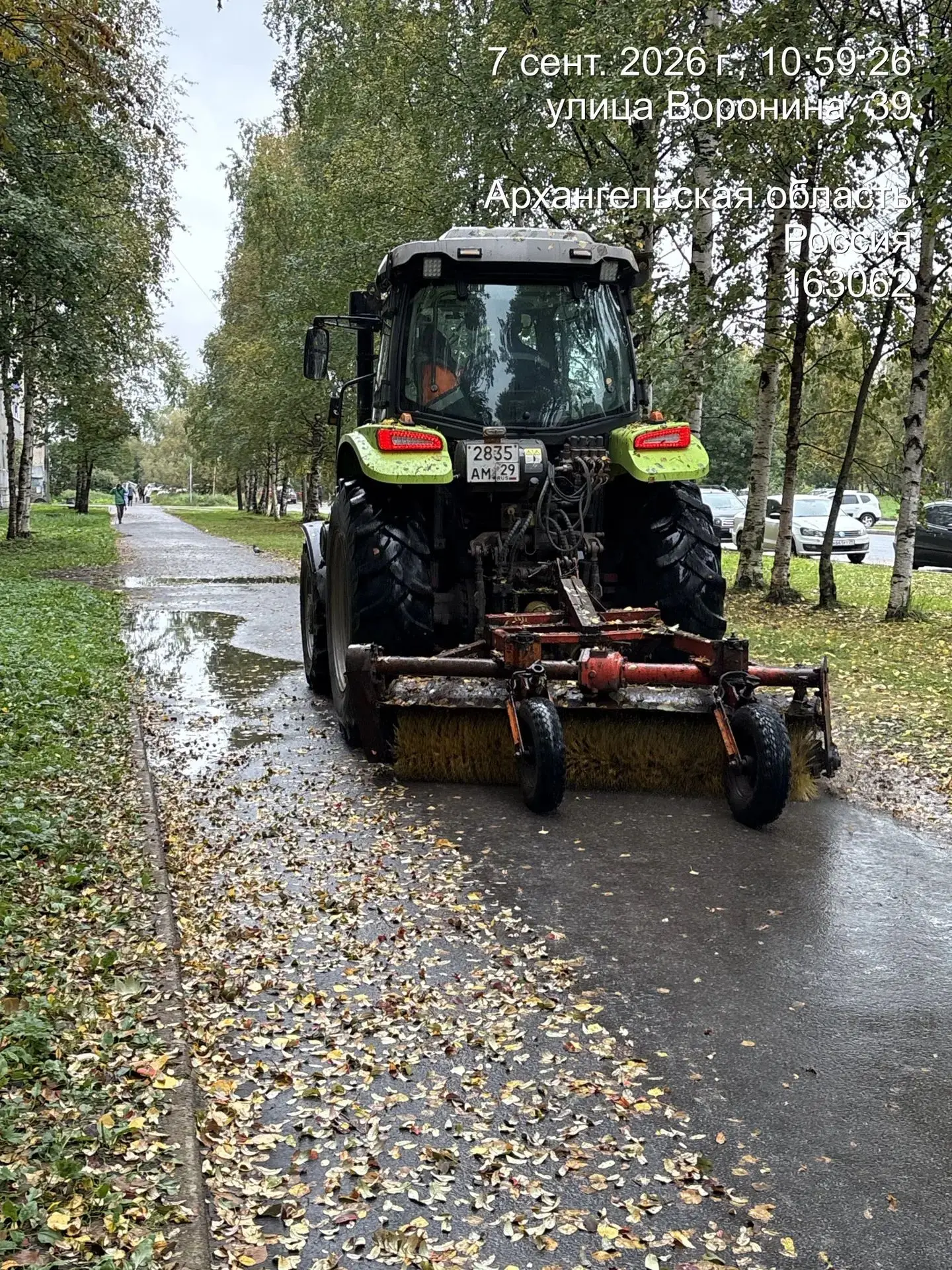 📷 Фото работ по содержанию улично-дорожной сети г. Архангельска в дневную смену.