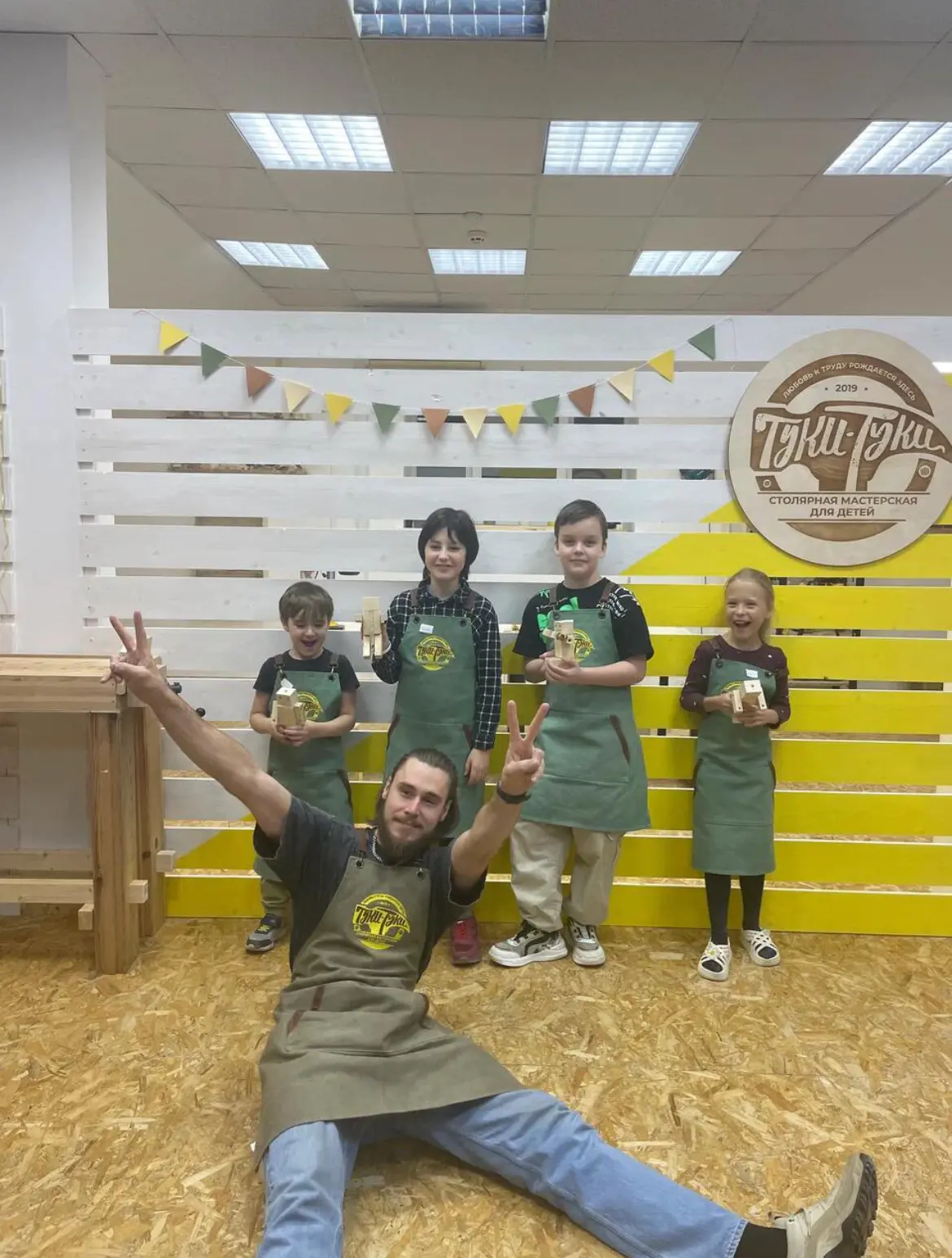 🎂 Год назад здесь ещё шёл ремонт. А сегодня ТУКИ-ТУКИ Лобня — 1 год!