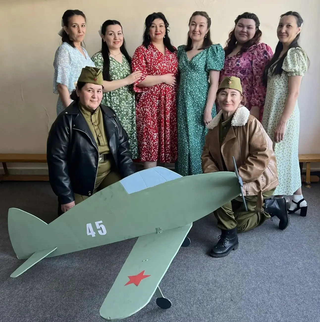 Наши педагоги приняли активное участие в районном фестивале народного творчества "Салют Победы", пос
