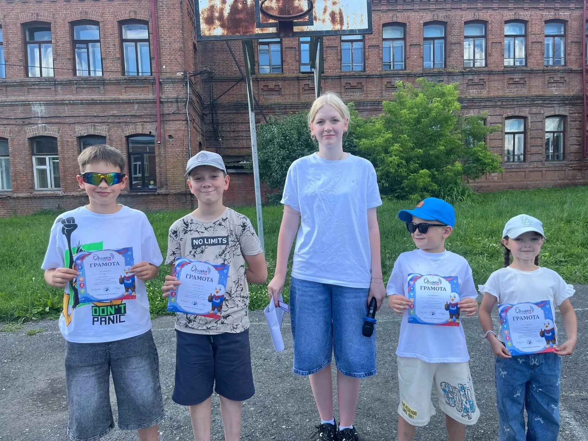 Друзья, свершилось! В пришкольном лагере прошла игра по станциям «Мы — будущие орлята». 7 станций, 7