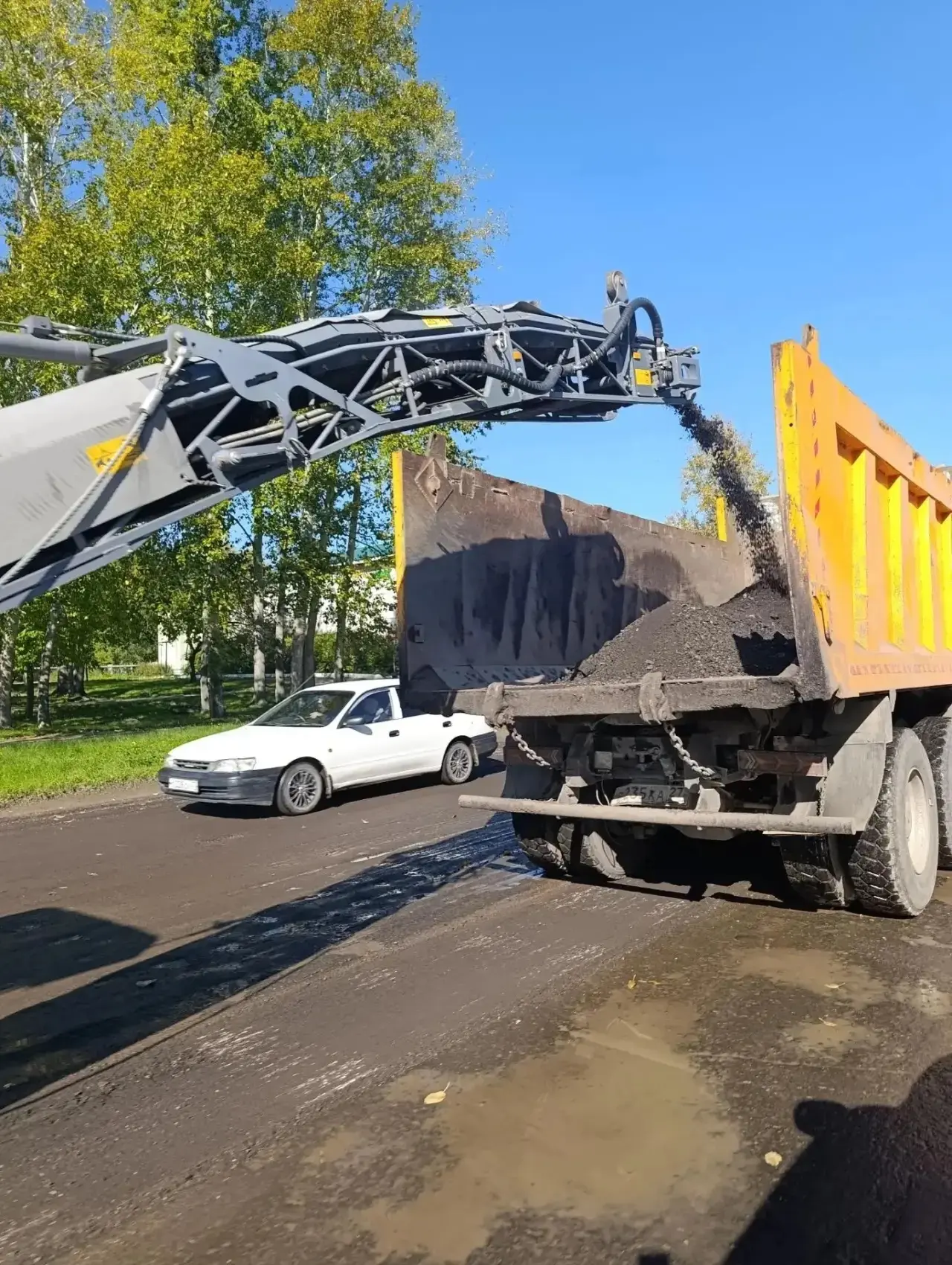 🛣️Уже начали ремонт участка дороги от центрального перекрестка на пересечении ул. Лени...