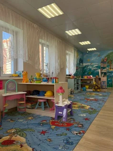 В детсадах Псковской области появятся вечерние дежурные группы для детей работающих доп...