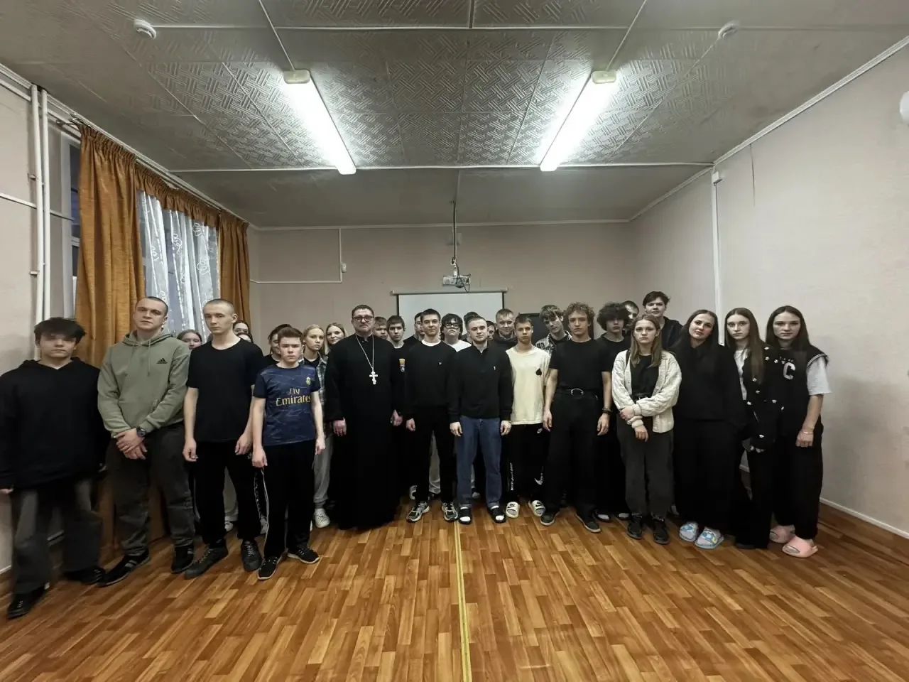 ✅24 марта состоялась встреча с клириком Храма Всех Святых, в земле Российской просиявших-отцом Андре