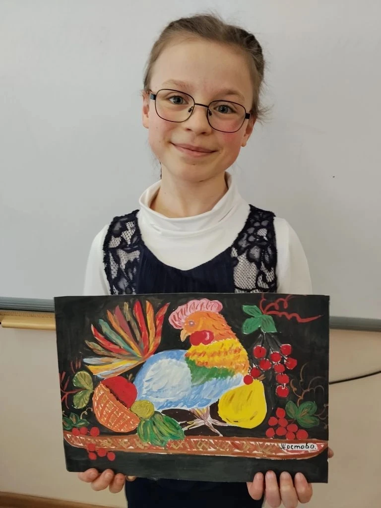 🎨  В школе прошёл мастер-класс по жостовской росписи: ребята прикоснулись к народным промыслам Подмо