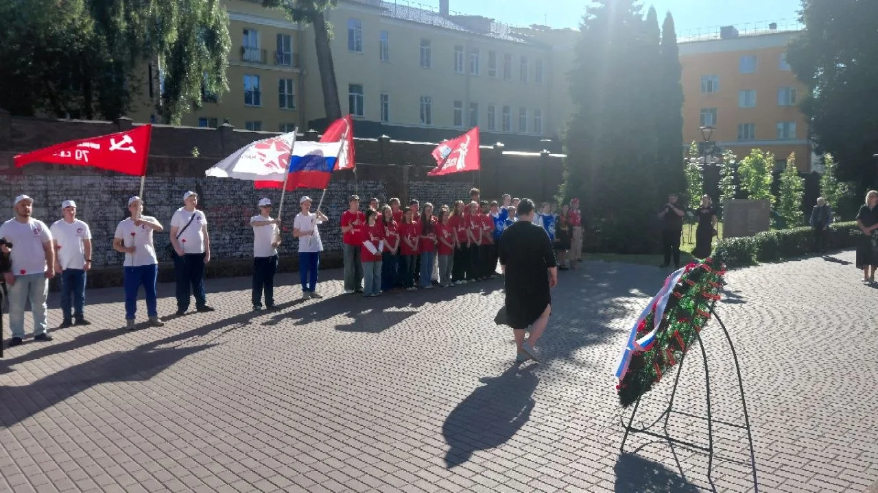 Город Смоленск встретил участников автопробега «Дороги Славы-наша история».