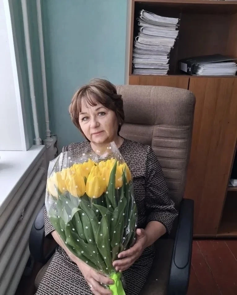 Сегодня свой день рождения отмечает глава Артюховского сельсовета Наталья Ковалева. С Н...