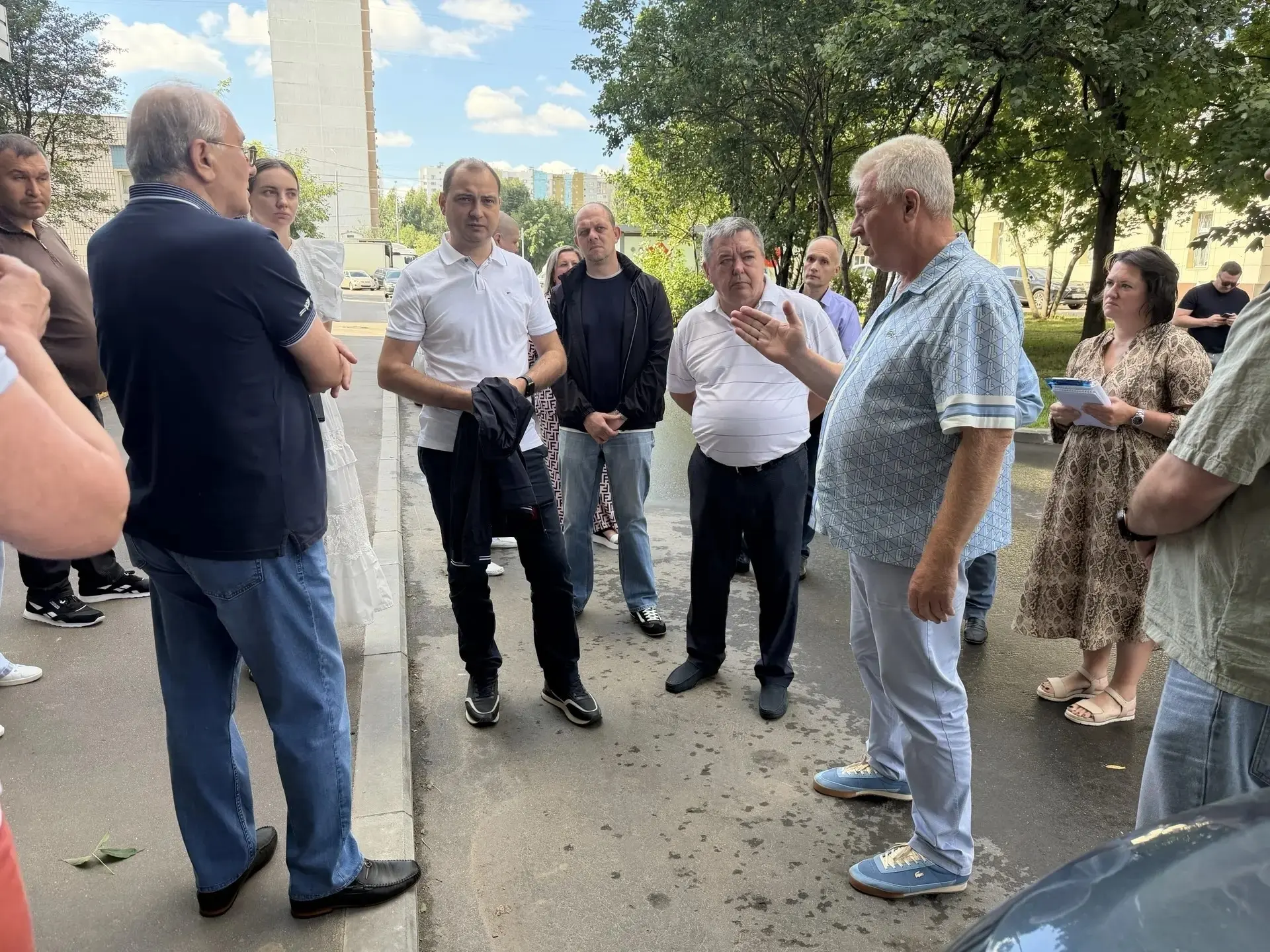 Новопеределкино | Солнцево-парк | Москва🏡

📍31 июля глава управы района Ново-Переделкино города Мо