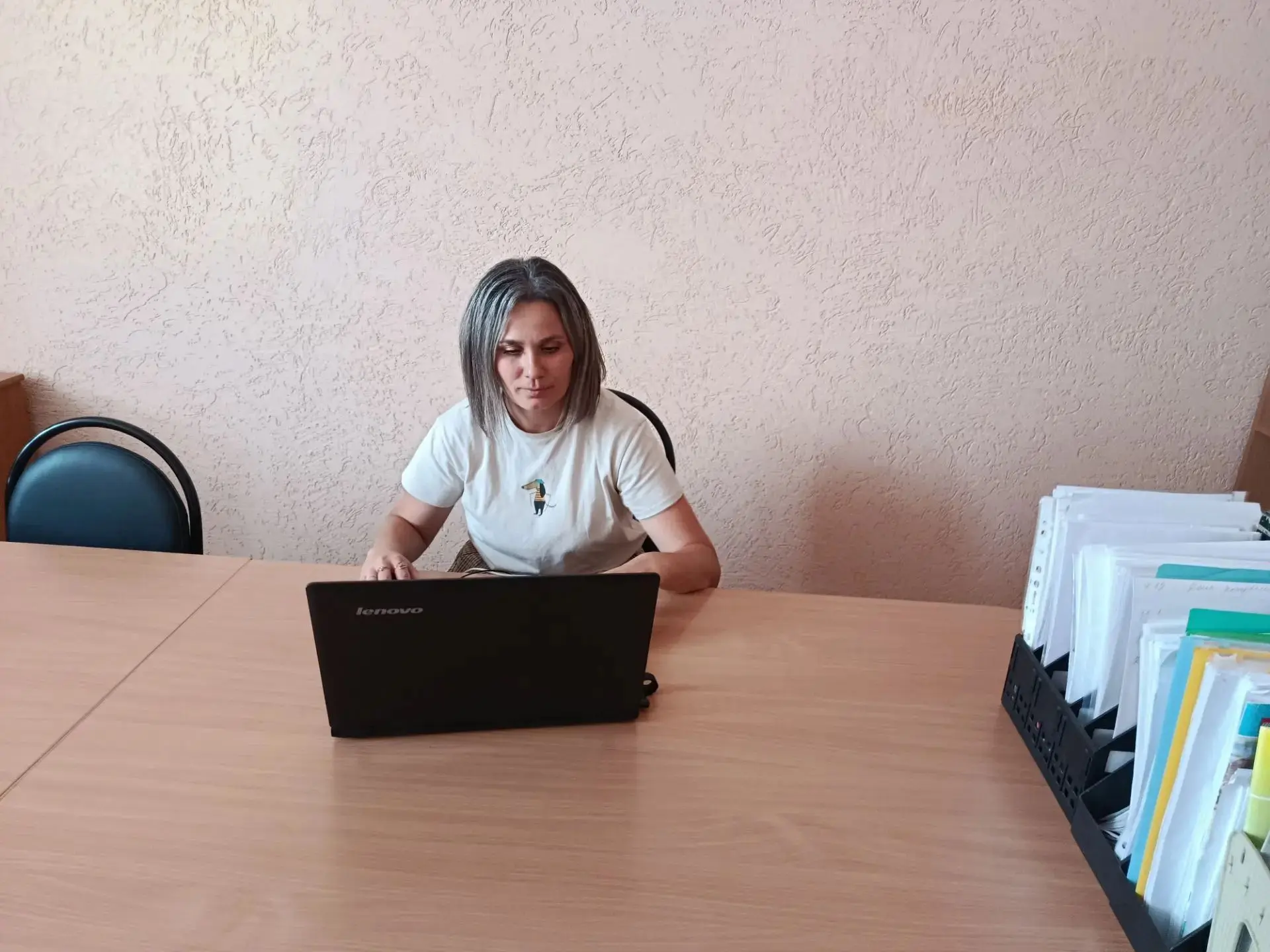 Воспитатели детского сада Антонина Лесникова и Нина Давыдова проходят обучение и по про...