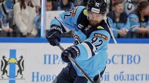 «Птичка» улетела: главная звезда покинула ХК «Сибирь»