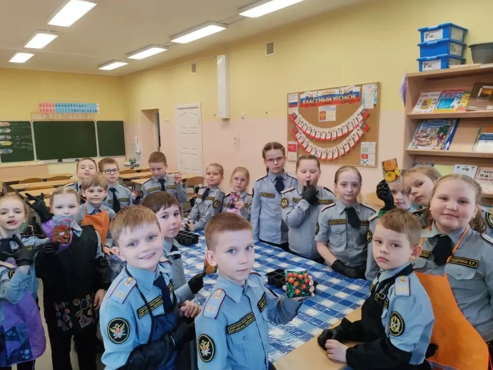 Сегодня во 2 «Б» классе состоялось итоговое мероприятие в рамках трека «Орлёнок-Эколог» под название