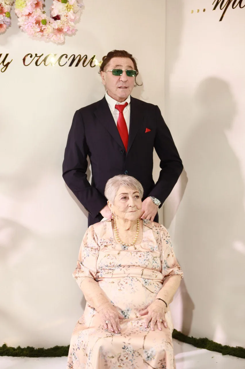 ❤️❤️❤️ В Сочи! Фото с места событий! Отмечаем 90-летие мамы!!!
