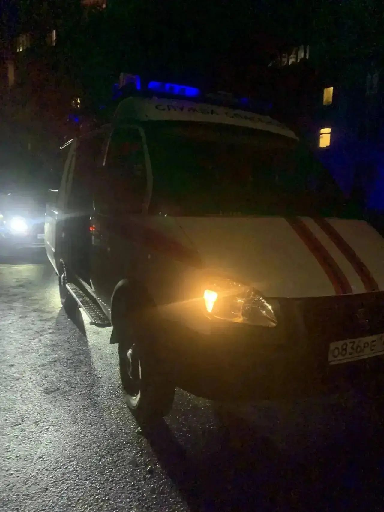 В Кисловодске автомобиль насмерть сбил пешехода во дворе дома.