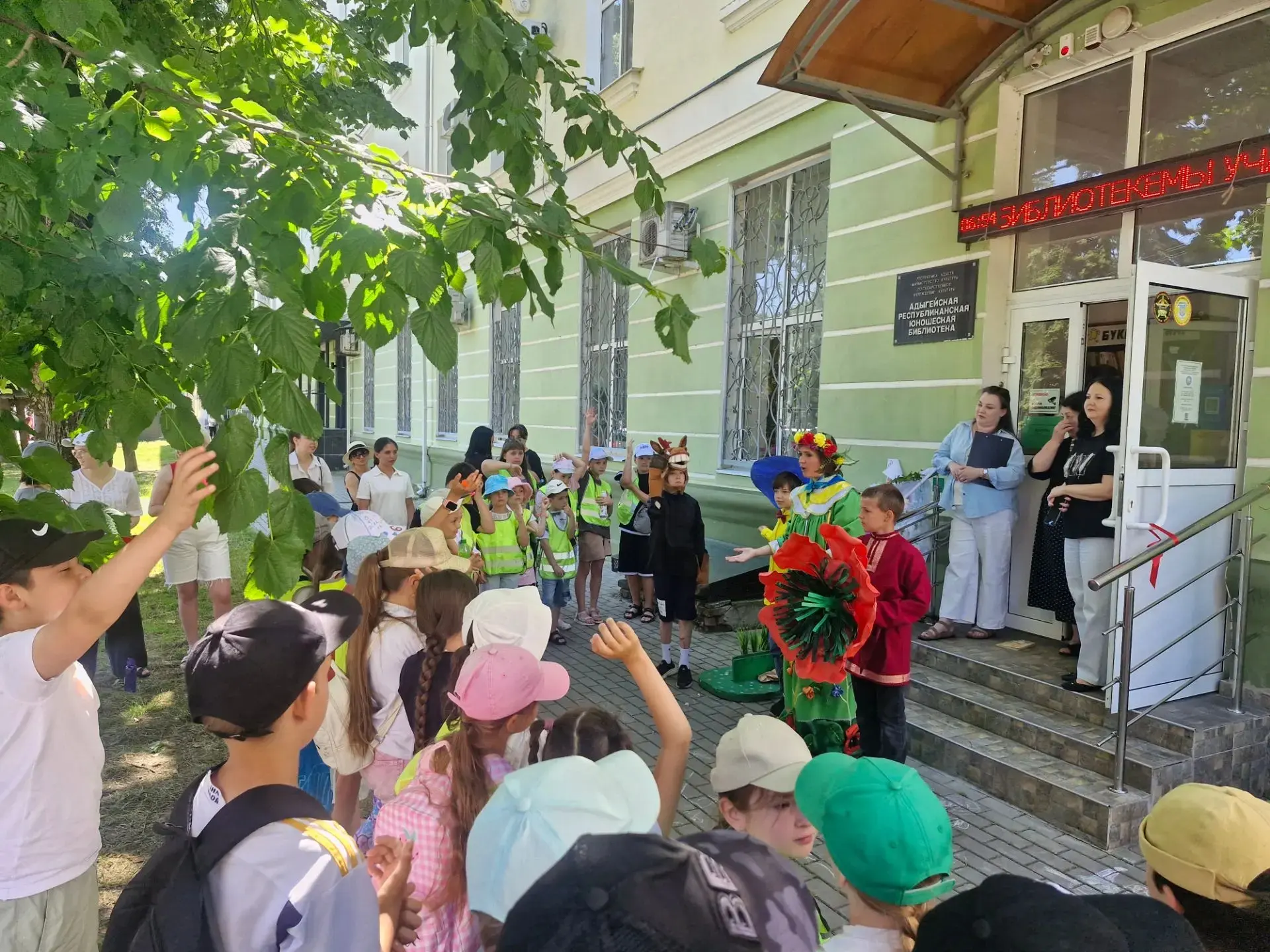 17 и 18 июня ребята из театрального кружка «Маскарад» МБУК ГДК "Гигант" совместно с Юношеской библио