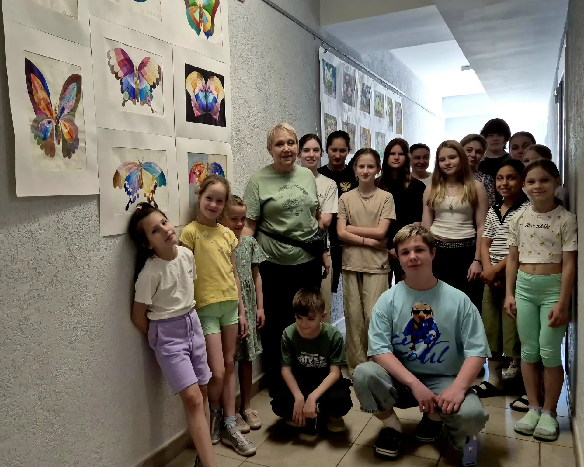 🦋🎨 Яркий мир акварели и волшебство цвета!

В нашем доме культуры состоялось открытие выставки рабо