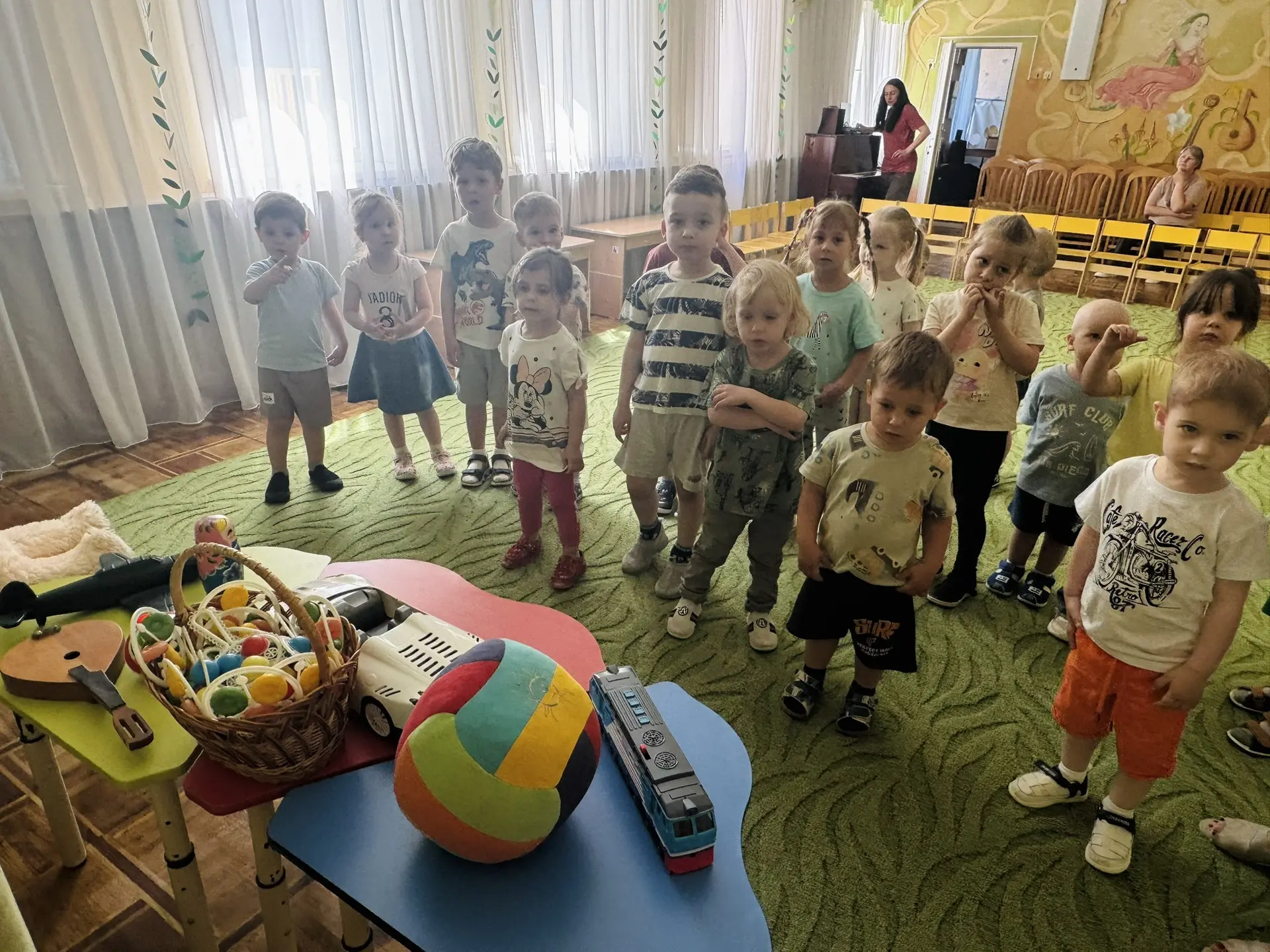 🎉 Сегодня у нас было невероятно весёлое и яркое мероприятие для младших групп — «Любимые игры и игр