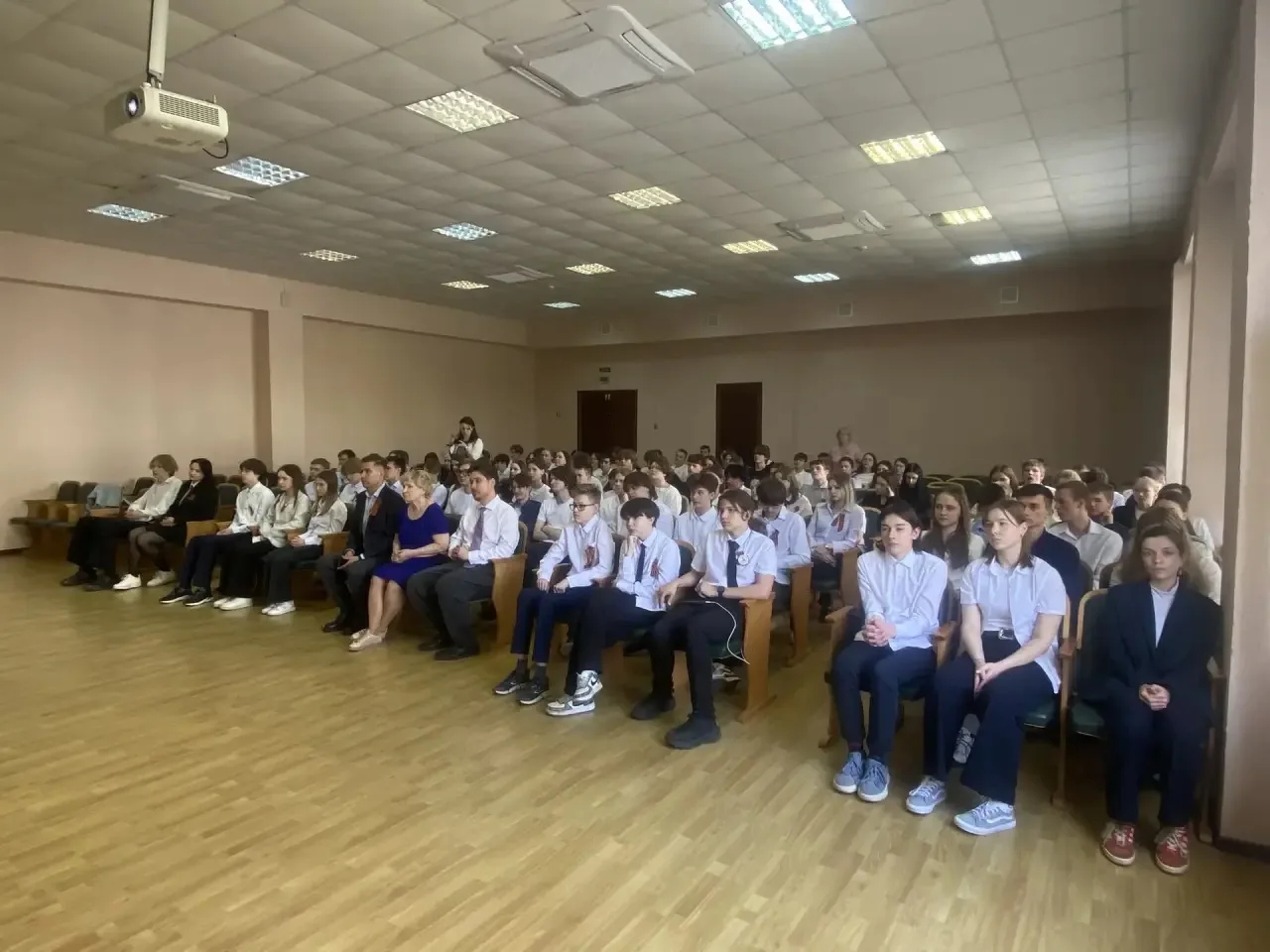 📌В рамках марафона «Наследники Победы» наш лицей провёл акцию «Кино Победы».  ✨Это не просто кинопок