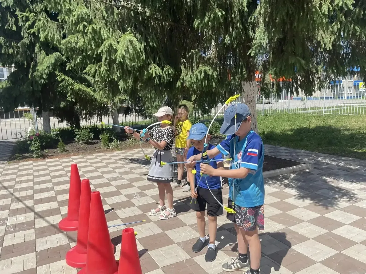 В летнем лагере Технопарка прошел увлекательный квест, посвященный культурам и традиция...