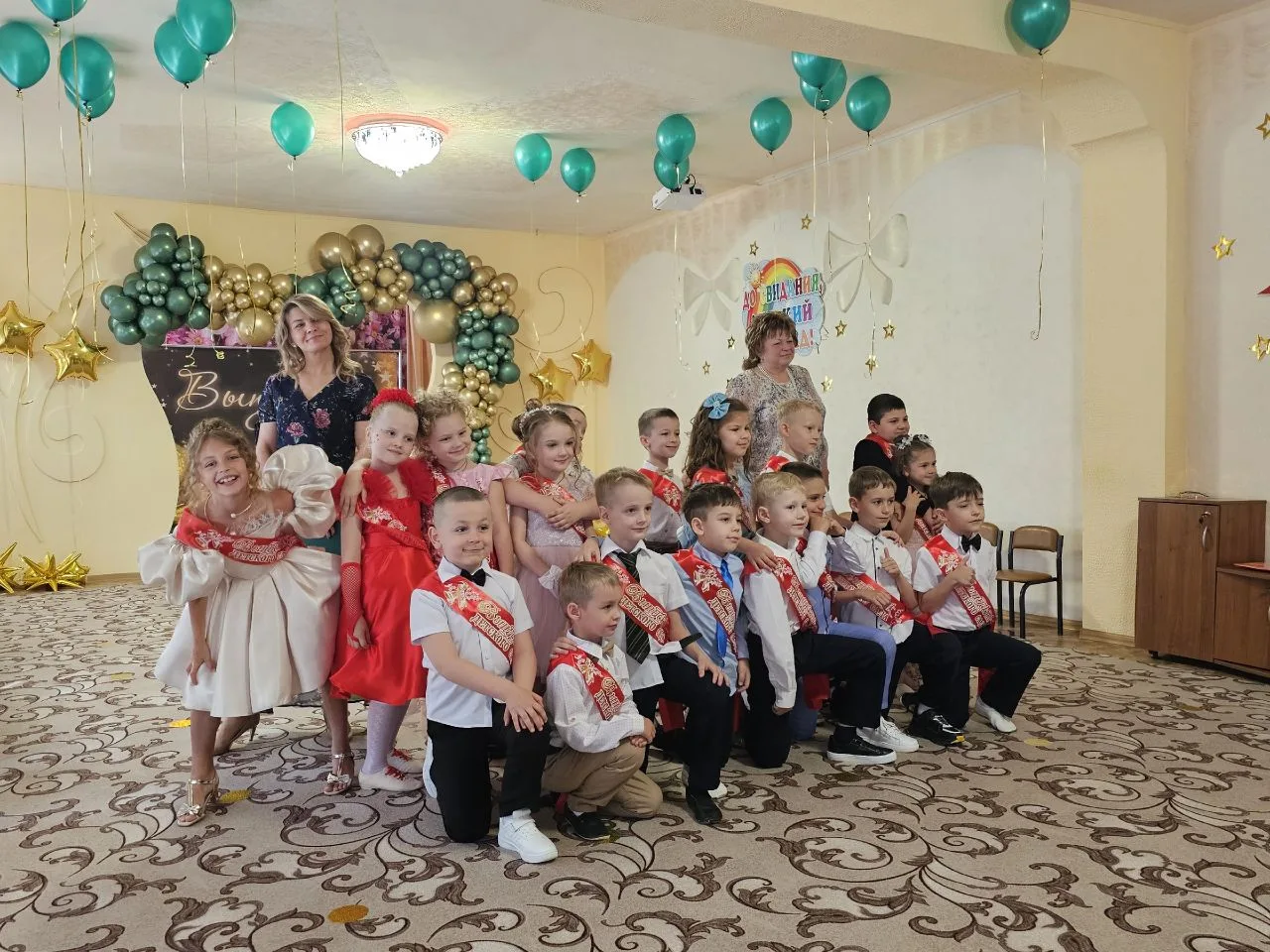 Маленькие ножки — в большую жизнь. Прощай, детский сад!