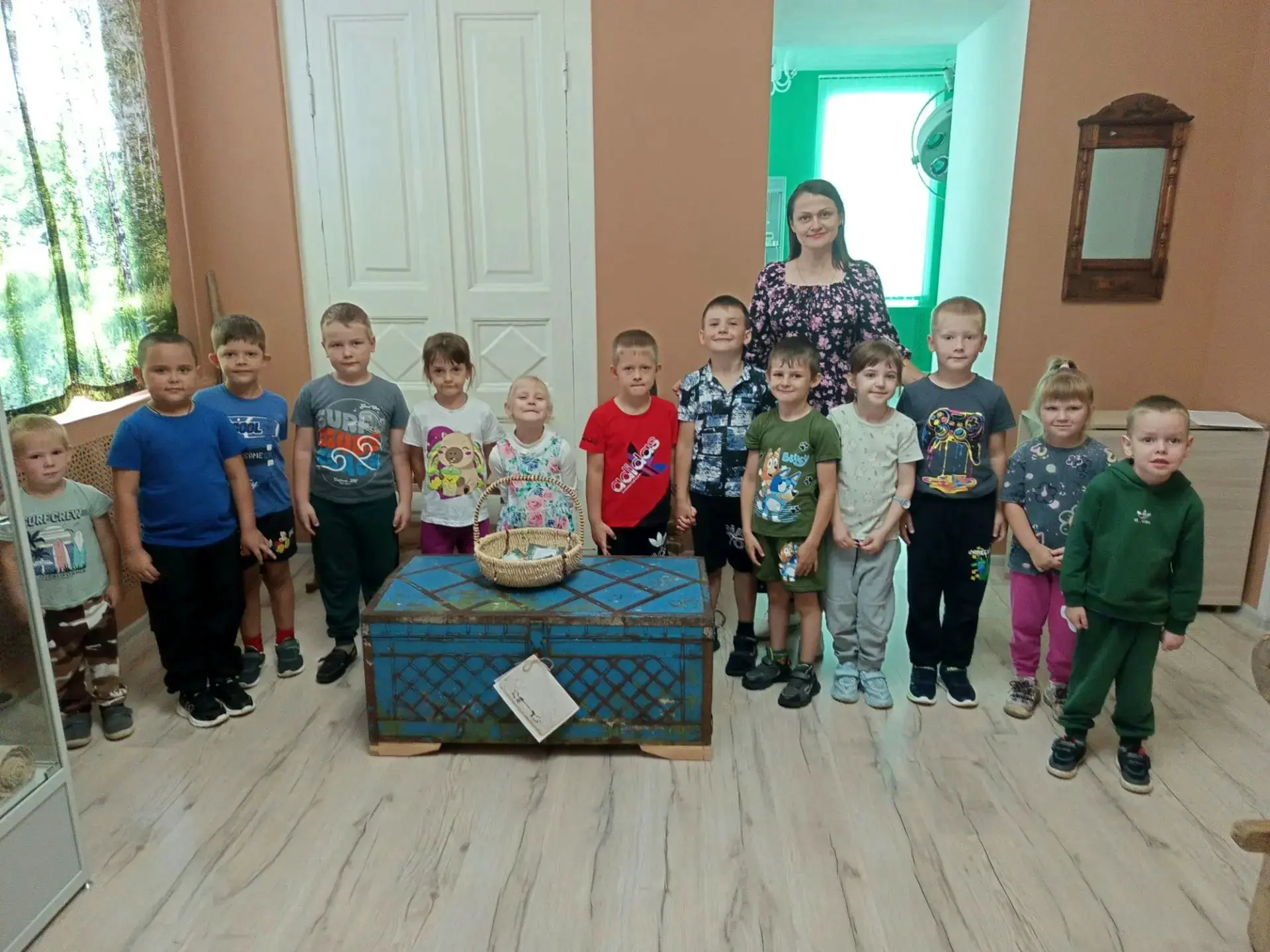 Тайну старого сундука раскрыли...старшие дошкольники и не где-то, а в самóм историко - краеведческом
