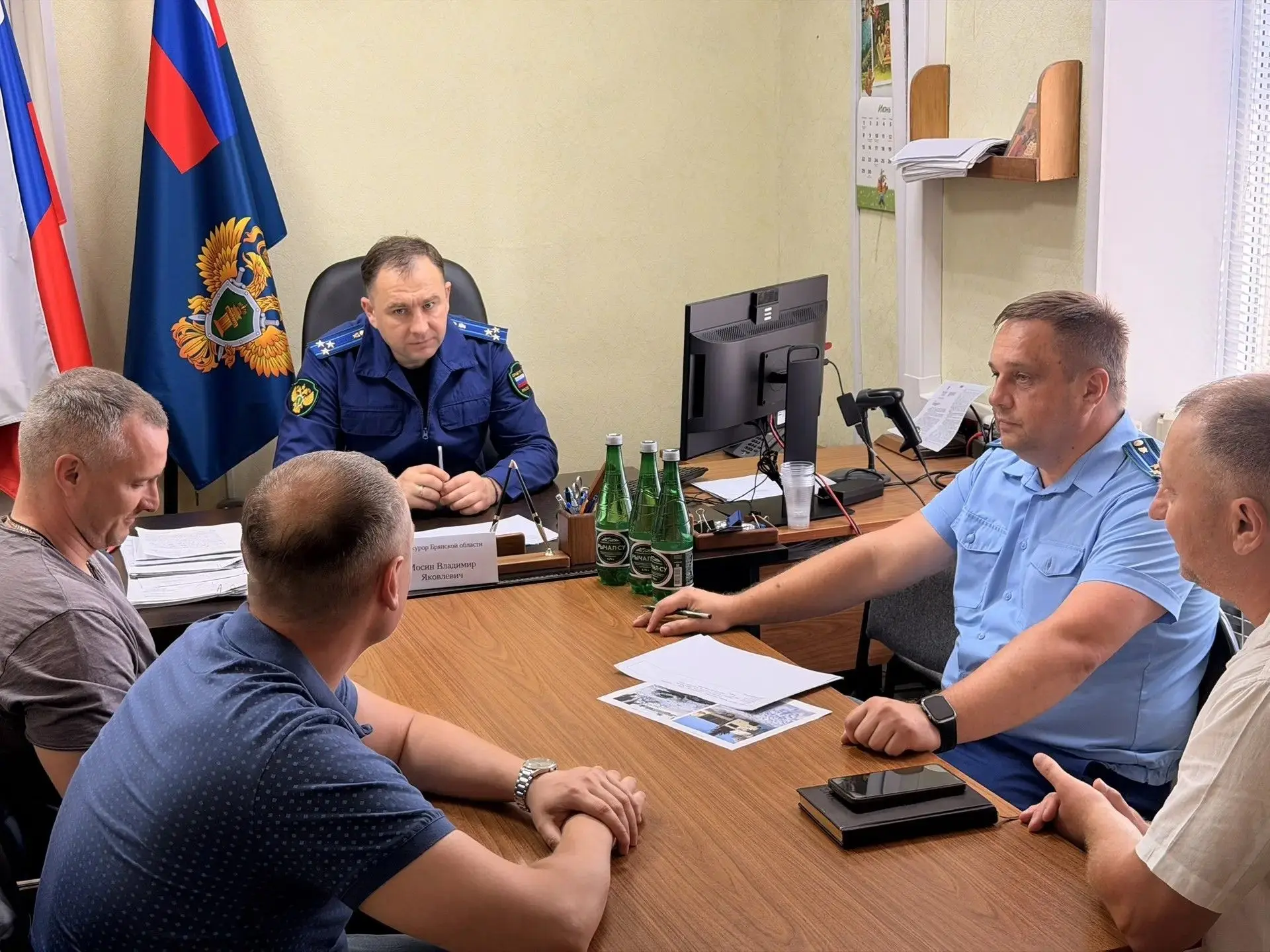 Более 4,5 тыс. граждан обратились на личный приём к прокурорам Брянщины в первом полуго...