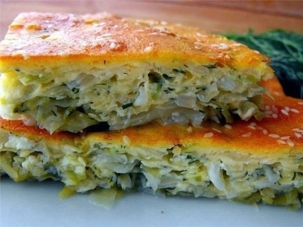 Капустный пирог "Остановиться невозможно"😋  Ингредиенты: Капуста белокочанная (молодая) — 500 г Яйцо