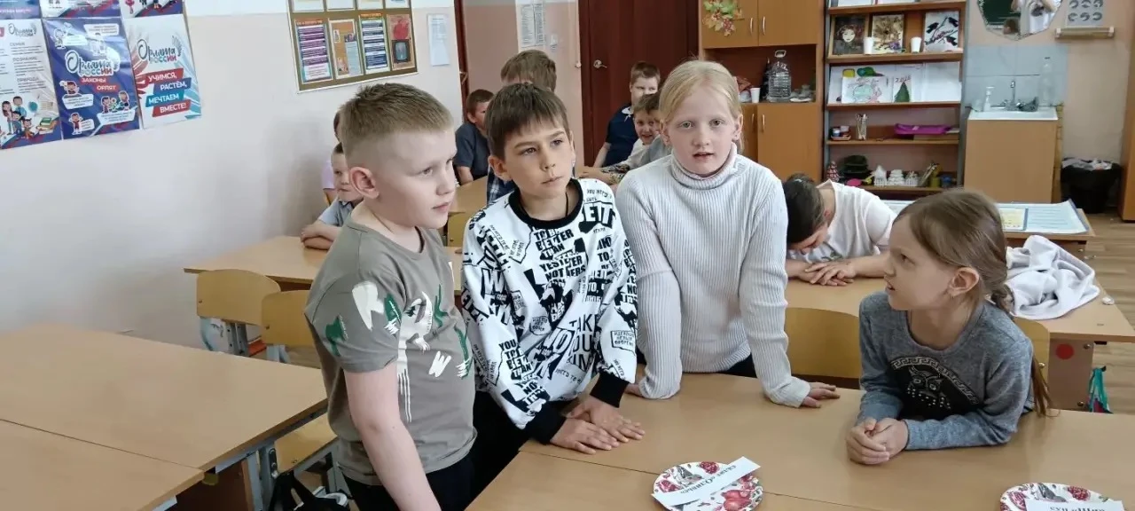 В преддверии Международного Дня семьи, специалисты Дома культуры п. Уралец провели для ребят весёлую
