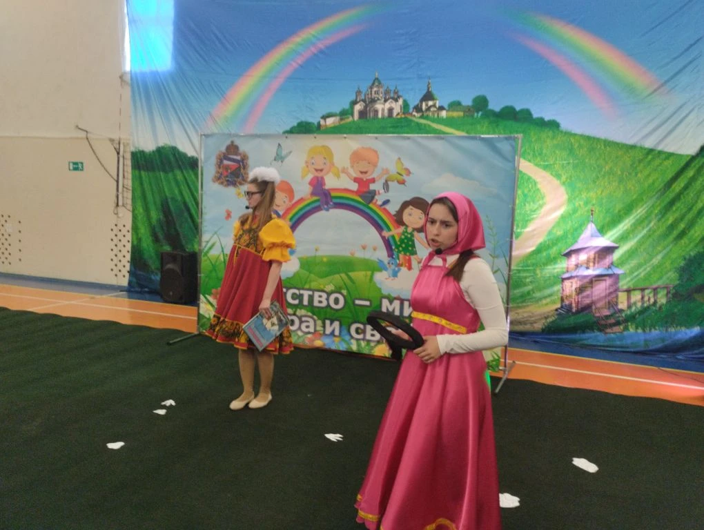 💫 1 июня в Золотухинском центре досуга и кино «Заря» состоялся праздник «Пусть дружат ...