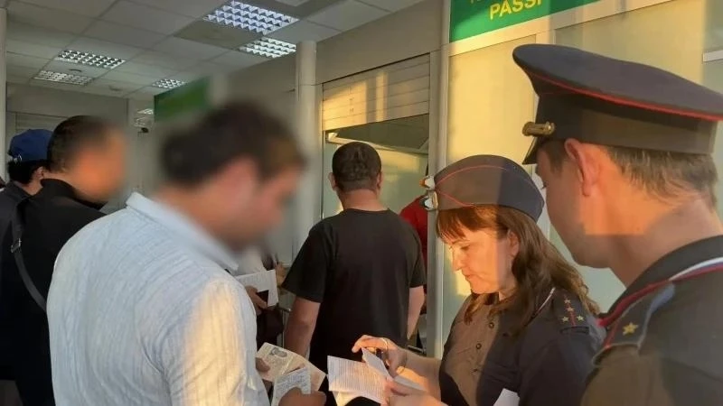 Выявляли нелегальных мигрантов