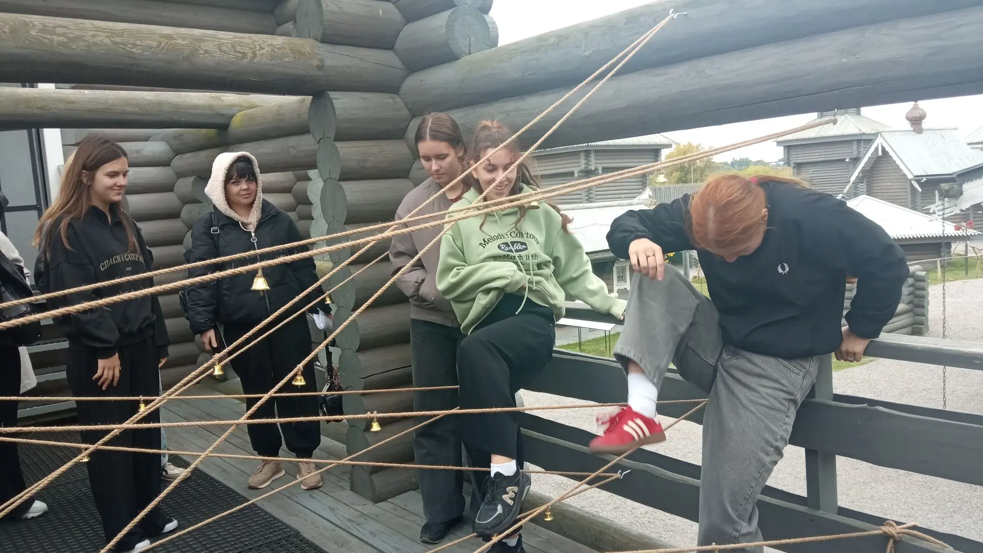 В городе-крепости «Яблонов» состоялась захватывающая конкурсно-игровая программа «Тур п...