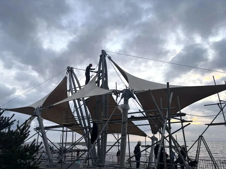⛱️ На амфитеатре Спортивной набережной появятся теневые «паруса»
