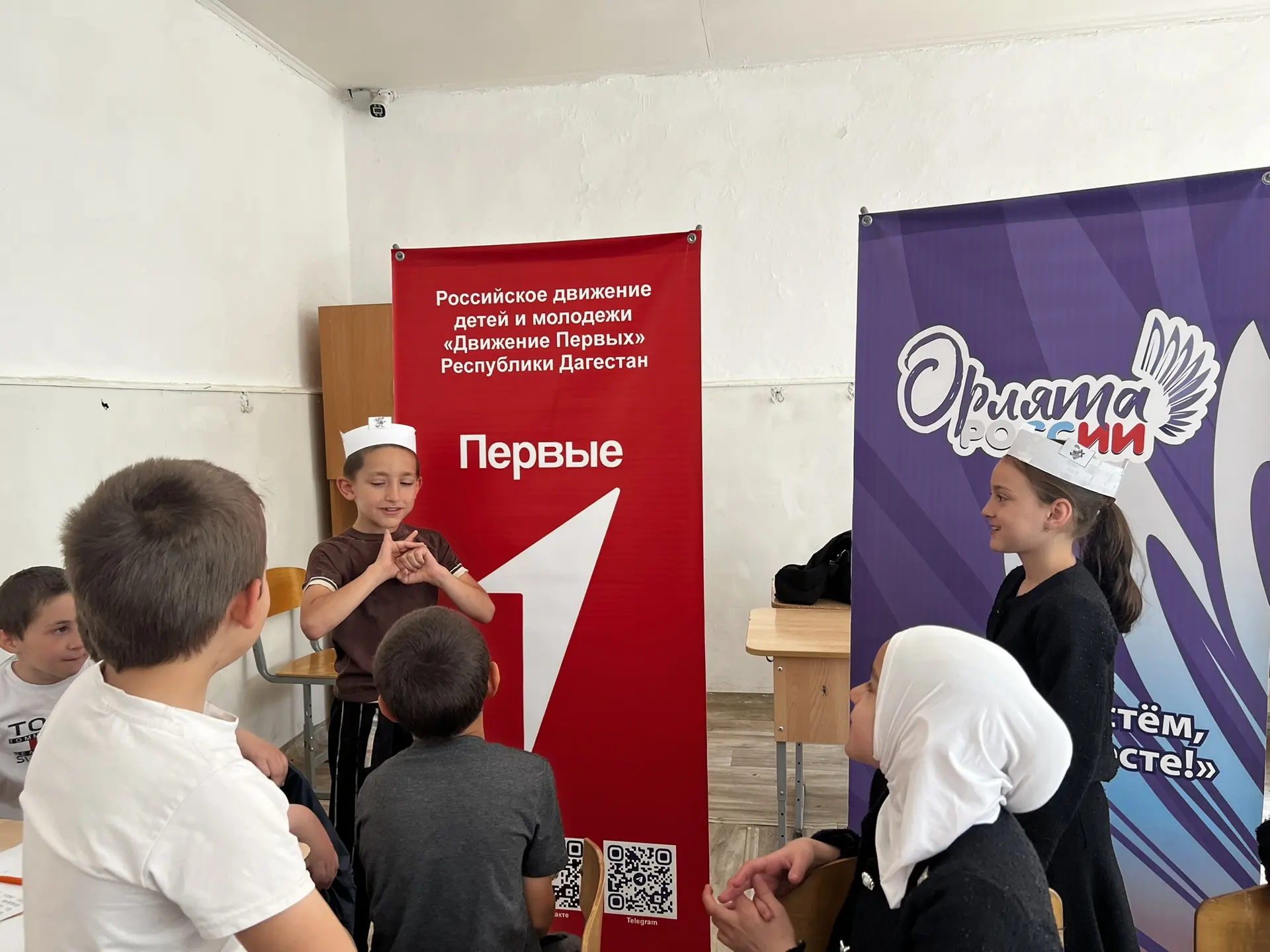 Сегодня, 5-й день Всероссийской акции «Краски детства», прошёл в лагере «Радуга» МКОУ «...