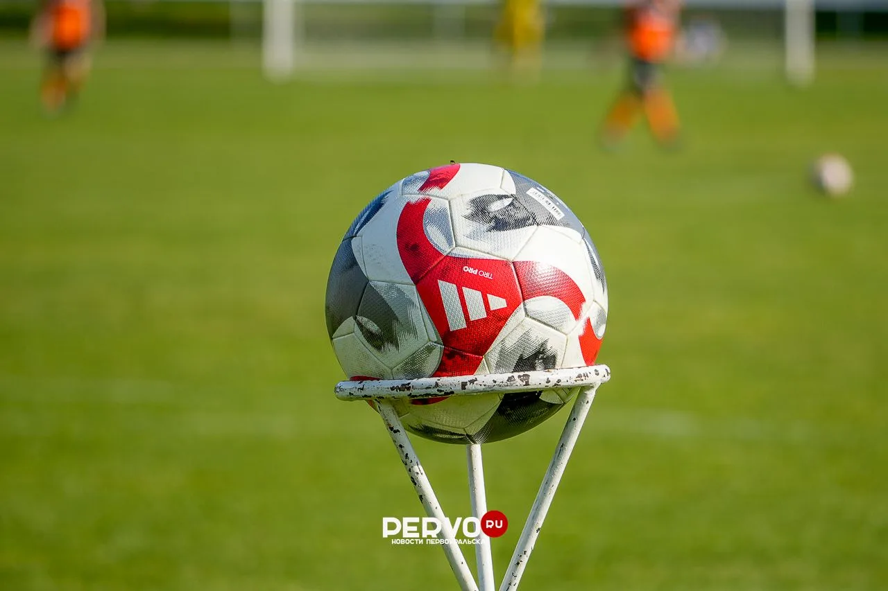 ⚽️ Первоуральские команды провели очередные матчи чемпионата по футболу