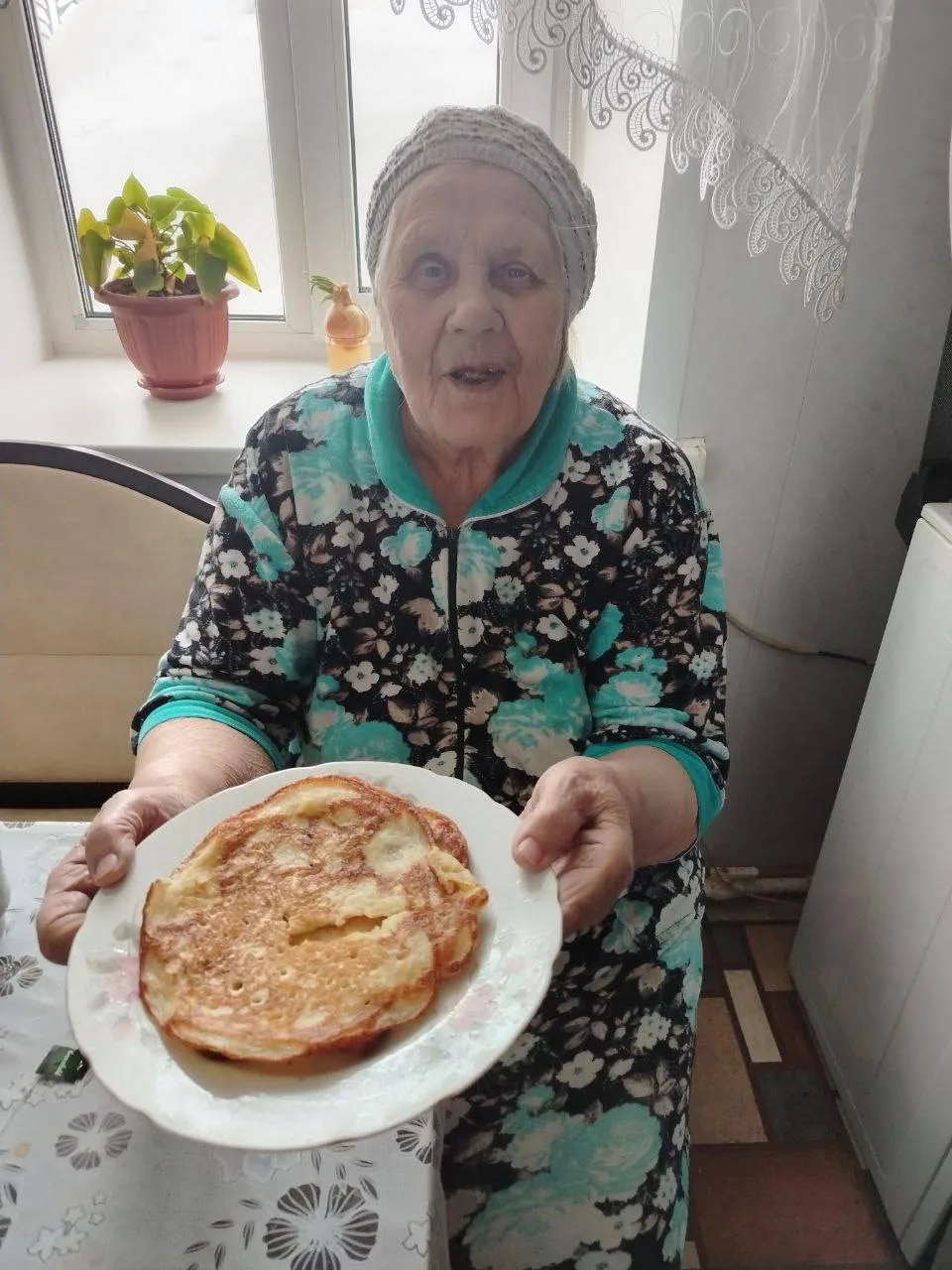 На масленичной неделе наши социальные работники пекли блины и устраивали мероприятия дл...